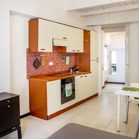 La Casa Nel Castello *